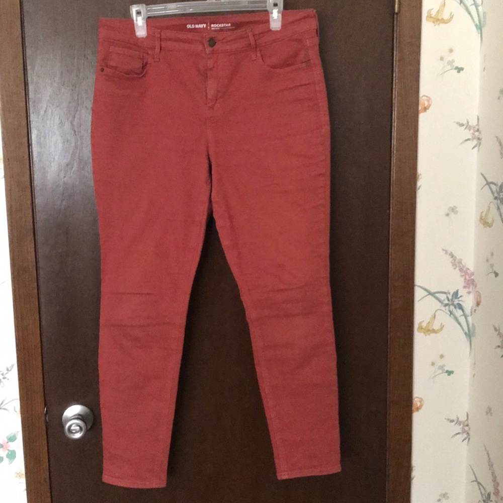 Old Navy Rockstar Mid-rise Skinny Jeans
